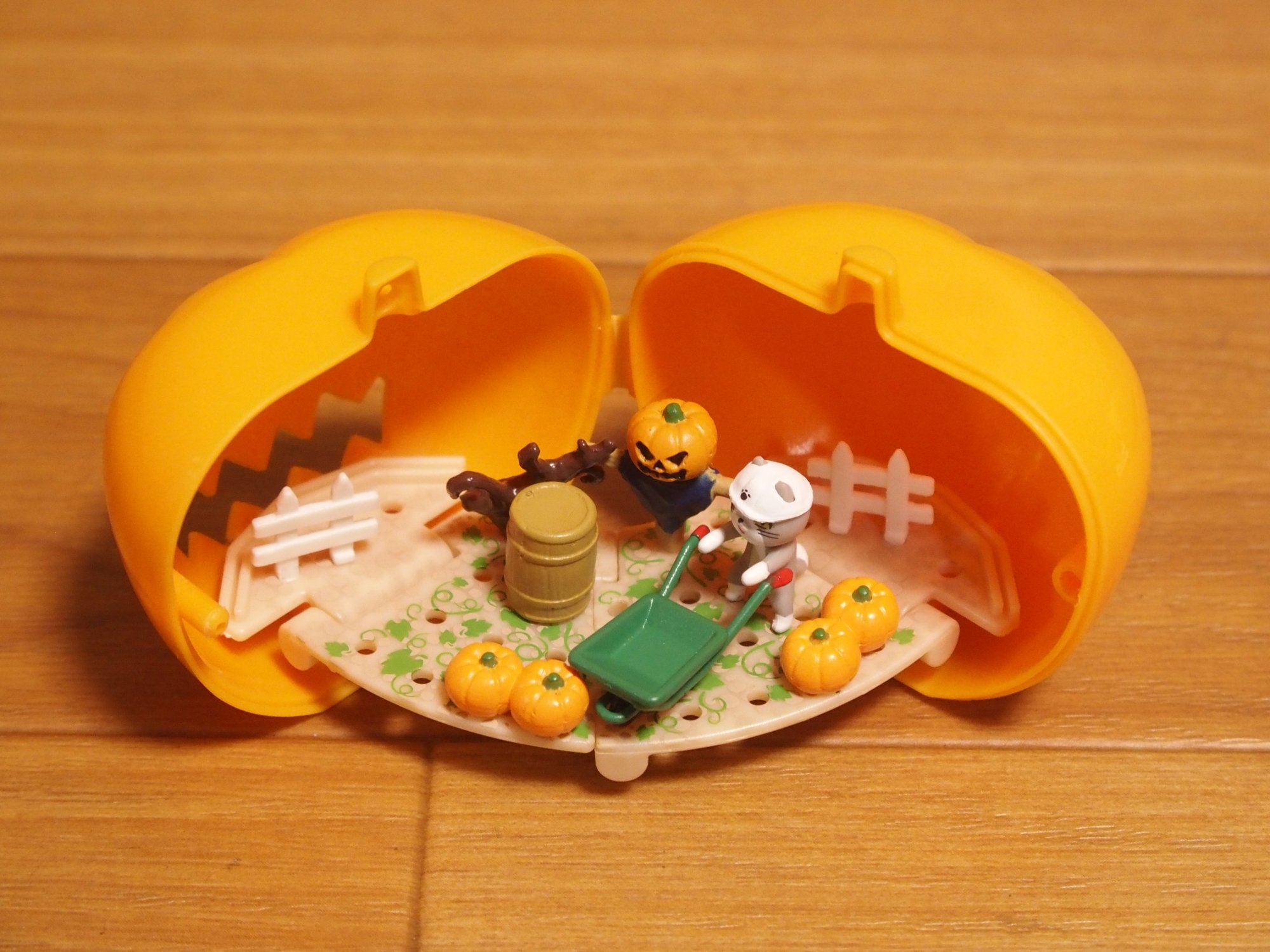 Tarlin capsule toys kawaii 2-w - огляд і ціна Capsule Toy Gashapon